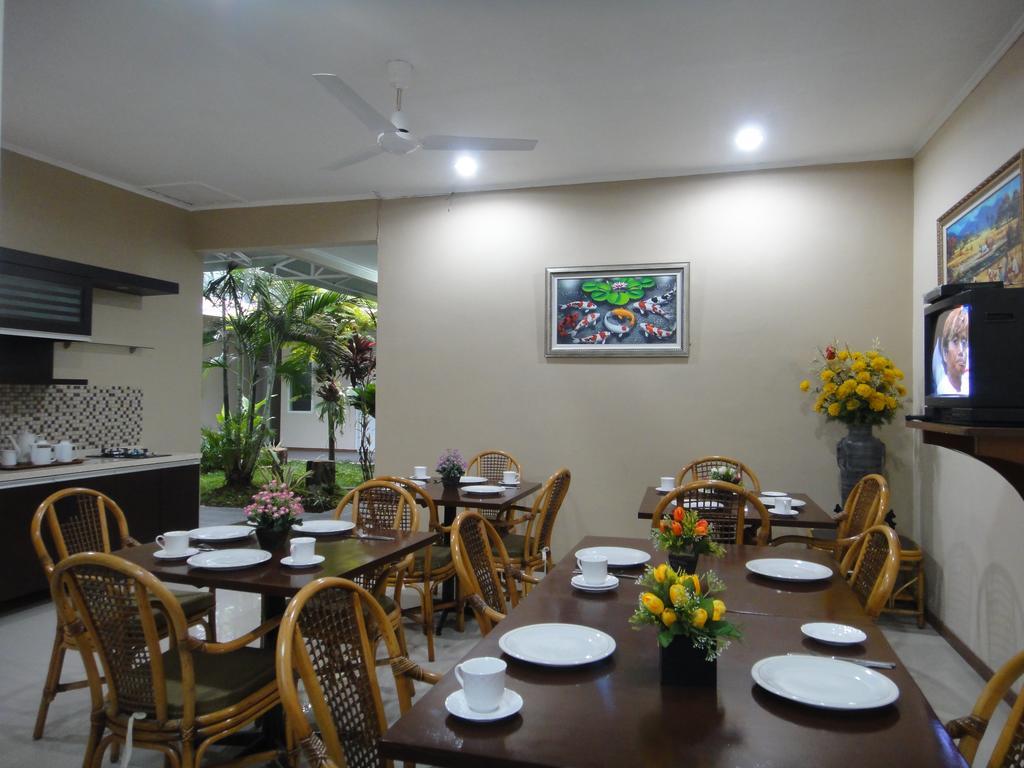 Gondia Guesthouse جاكرتا المظهر الخارجي الصورة