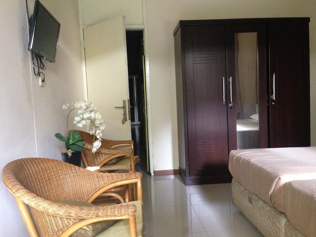 Gondia Guesthouse جاكرتا الغرفة الصورة