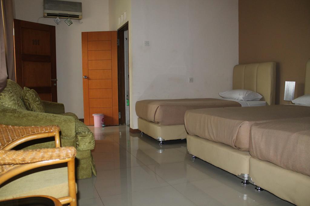 Gondia Guesthouse جاكرتا الغرفة الصورة